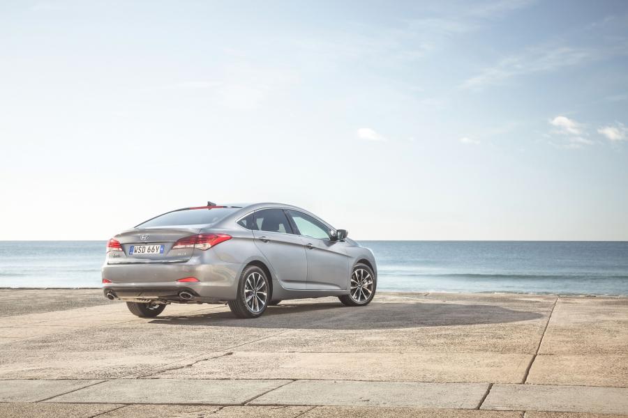  Hyundai i40 Sedan 2015 года  (AU) (фото 18 из 19)
